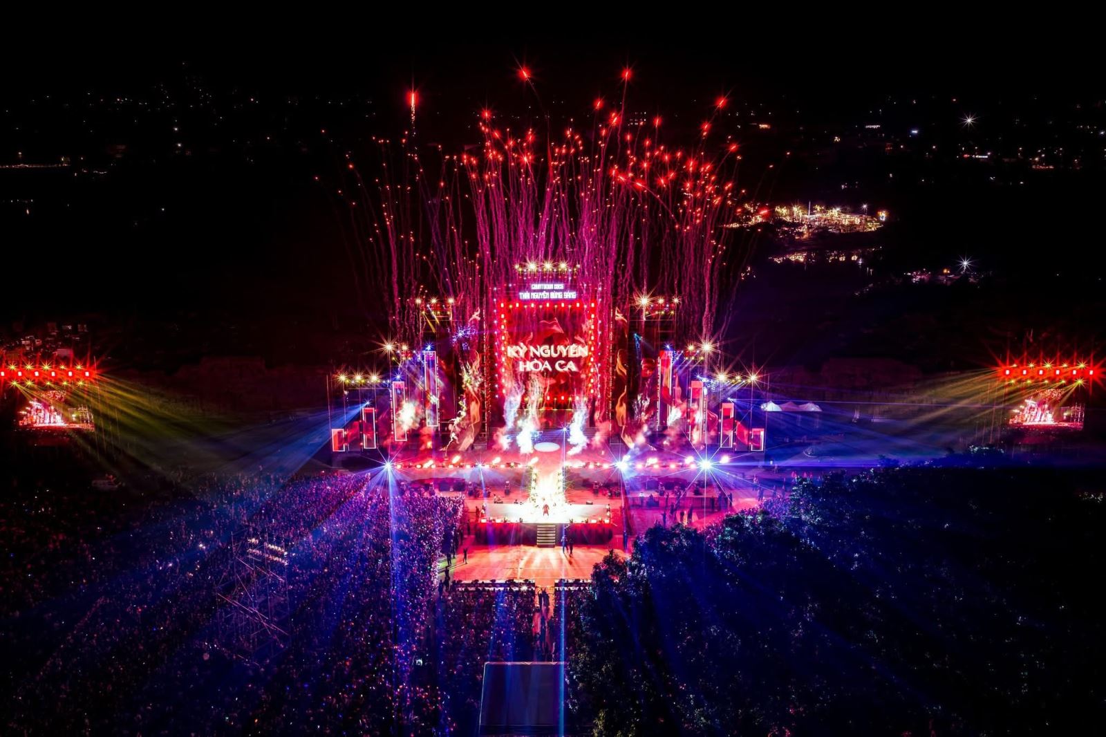 Thi Công Sân Khấu Countdown 2026 tại Thái Nguyên