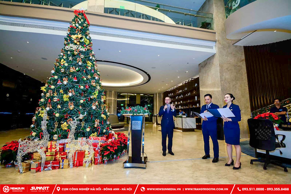 trang trí Noel tại công ty