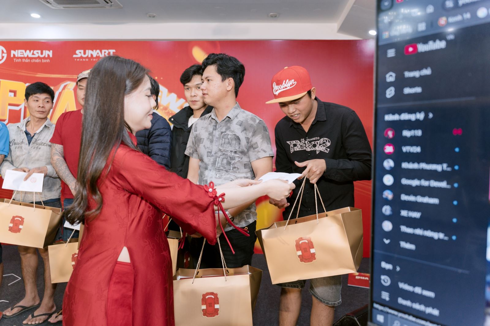 Tổ Chức Sự Kiện Tết Niên Cuối Năm 2025 - NEWSUN