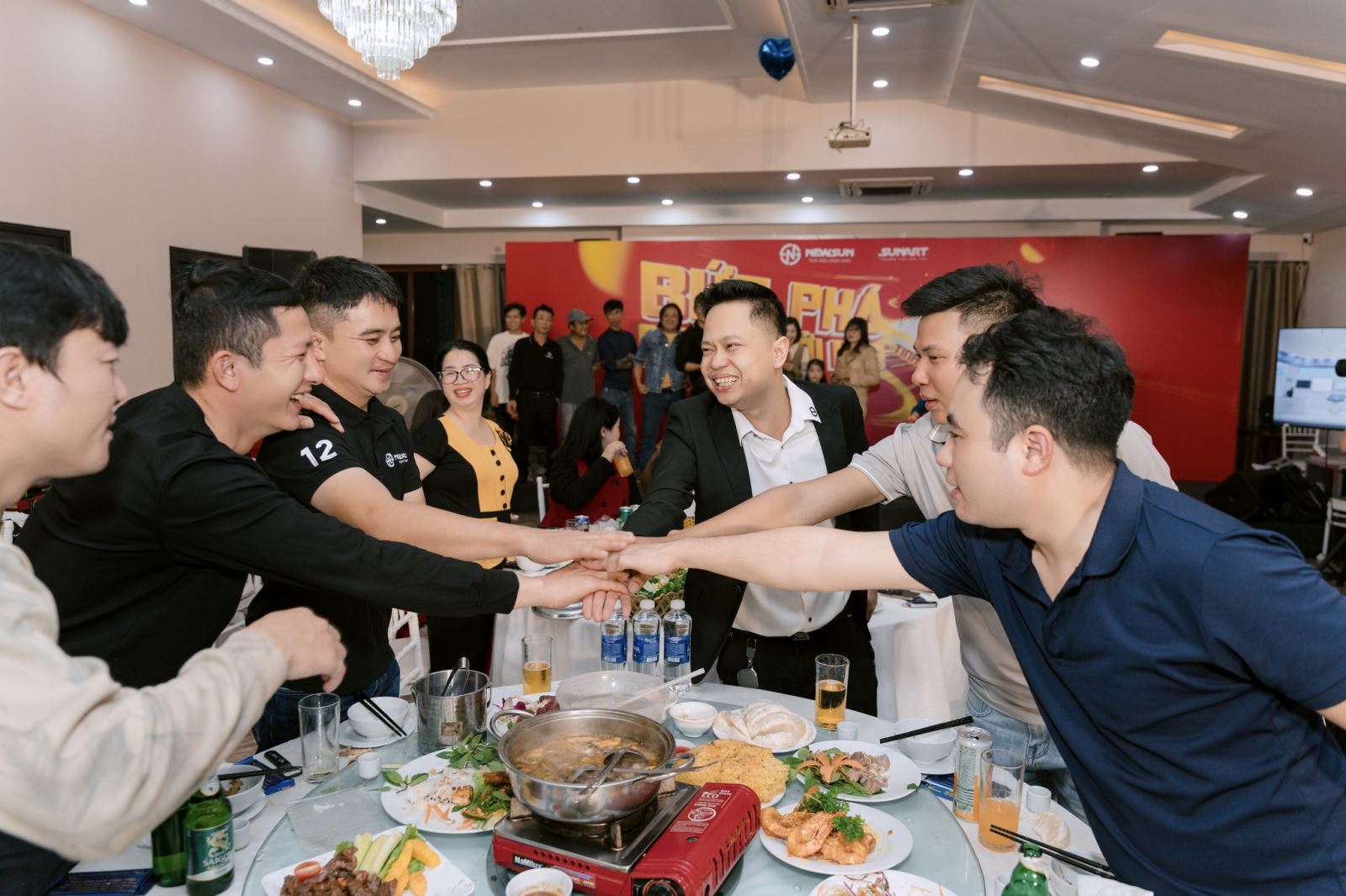 Tổ Chức Sự Kiện Tết Niên Cuối Năm 2025 - NEWSUN